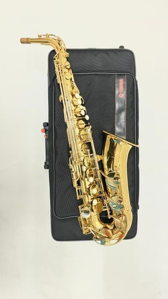 Saxophone-Alto YAMAHA YAS-275 J27118 photo