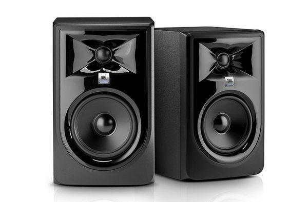 Активный студийный монитор JBL 305P MkII