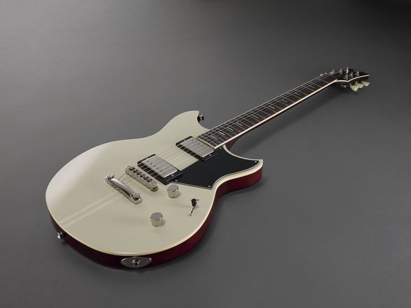 YAMAHA REVSTAR STANDARD RSS20 (Vintage White) Electric Guitar 40063 photo