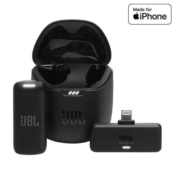 JBL Quantum Stream Wireless: transmitter, Lightning receiver and charging case.