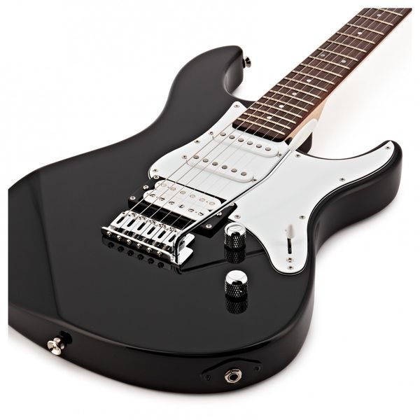 Электрогитара YAMAHA PACIFICA 112V (Black) 30848 фото