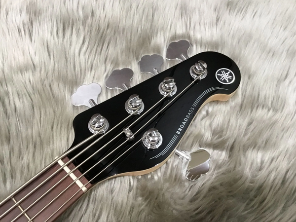 Электрогитара YAMAHA BB435 (Black) 35915 фото