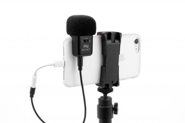 Миниатюрный микрофон для смартфонов IK Multimedia iRig Mic Cast 2