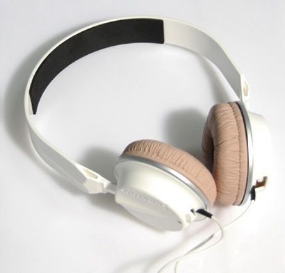 Superlux HD572SP White &mdash; белые складные закрытые DJ-наушники для мониторинга 33595 фото
