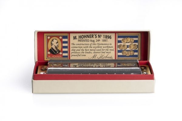Набор губных гармошек Hohner Marine Band 125th Anniversary Display M202199 C-major (12 шт.) 127489 фото