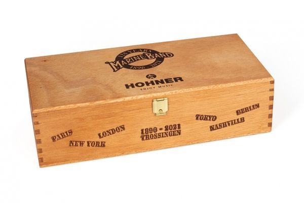 Набор губных гармошек Hohner Marine Band 125th Anniversary Display M202199 C-major (12 шт.) 127489 фото
