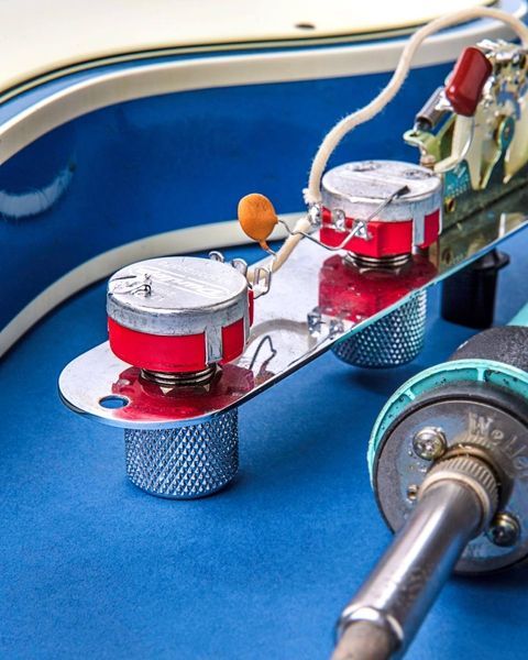 Потенциометр Dunlop DSP500KBU 500K 24-KNURL Split Shaft Super Pot 126400 фото