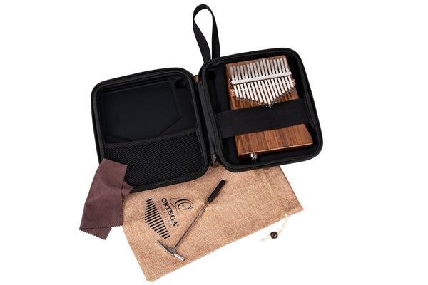 Калимба с подключкой Ortega Lizard OKB1E Solid Acacia, 17 Keys
