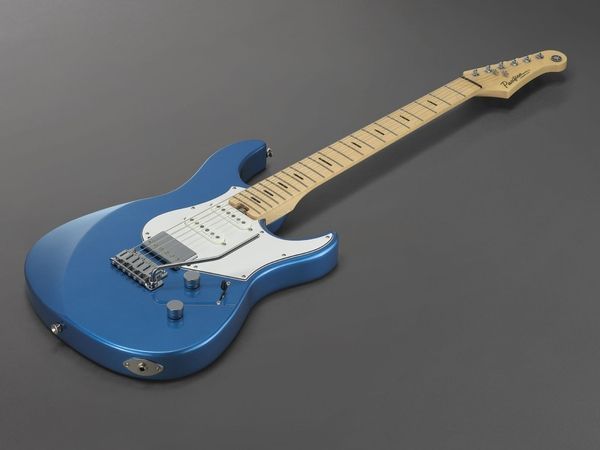 Електрогітара YAMAHA PACIFICA STANDARD PLUS (Sparkle Blue) 41374 фото