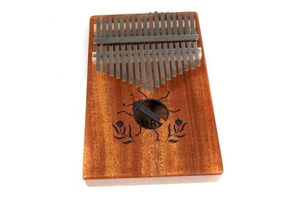 Калимба GEWA Beetle Mahogany Matte Naural, 17 Keys