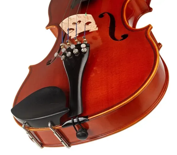 Tailpiece, four fine tuners and chinrest on the pictured V5SA 4/4.