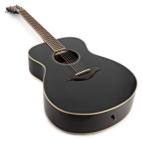 YAMAHA FS820 Electric Guitar (Black) 33556 photo