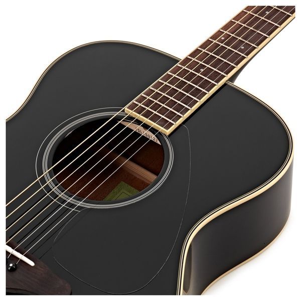 YAMAHA FS820 Electric Guitar (Black) 33556 photo