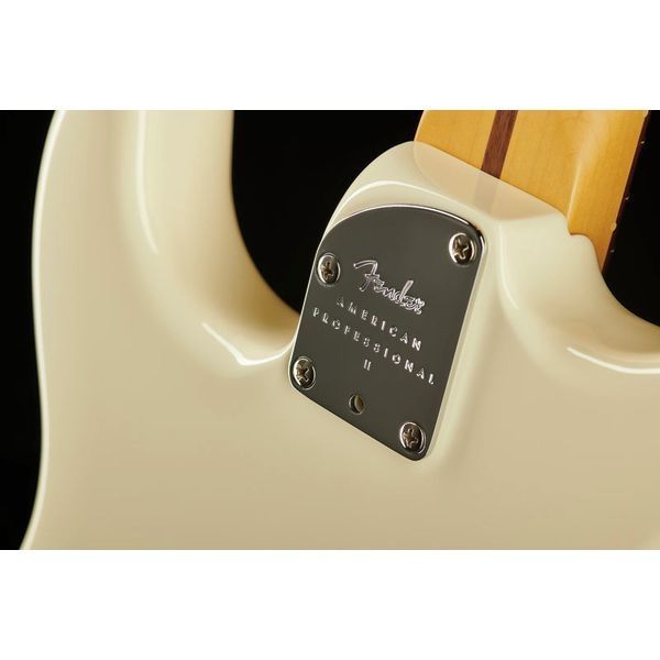 Электрогитара FENDER American Professional II Strat OWT 500467 фото