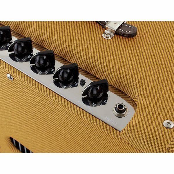 Ламповий комбоусилитель Fender Blues Junior Lacquered Tweed 189900 фото