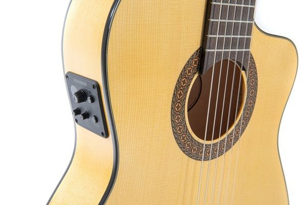 Классическая гитара с подключкой GEWA Pro Arte Flamenco Cutaway, 4/4 G-500126 фото
