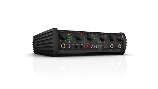 IK MULTIMEDIA AXE I/O Solo + AmpliTube 5 Bundle