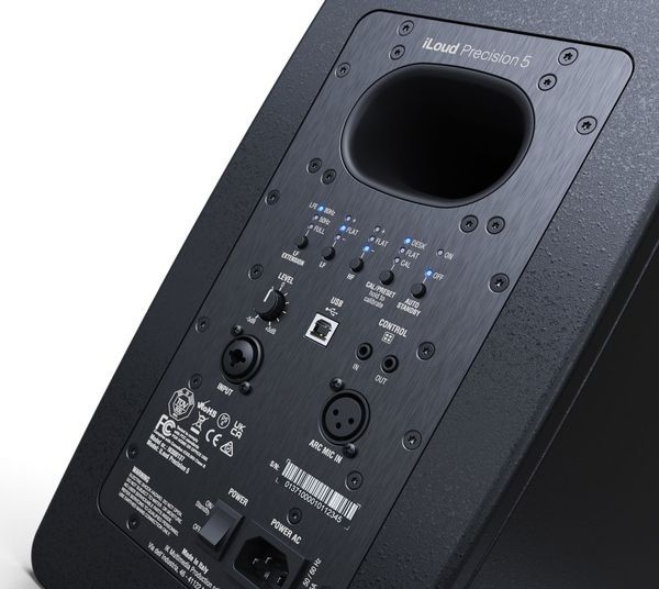 Активный студийный монитор IK MULTIMEDIA iLoud Precision 5 40197 фото