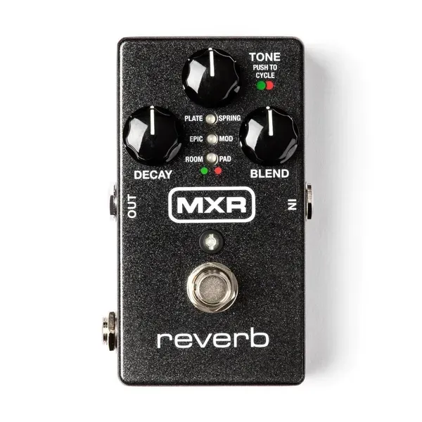 MXR Reverb M300: Tone, Decay і Blend; окремої зовнішньої ручки Pre-delay немає.