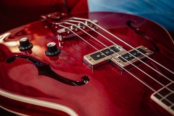 Бас-гітара GUILD Starfire I Bass (Cherry Red) 41068 фото