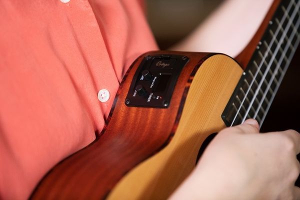 Укулеле зі звукознімачем Ortega Bonfire RU5CE Concert Ukulele Spruce/Sapele Natural 126666 фото